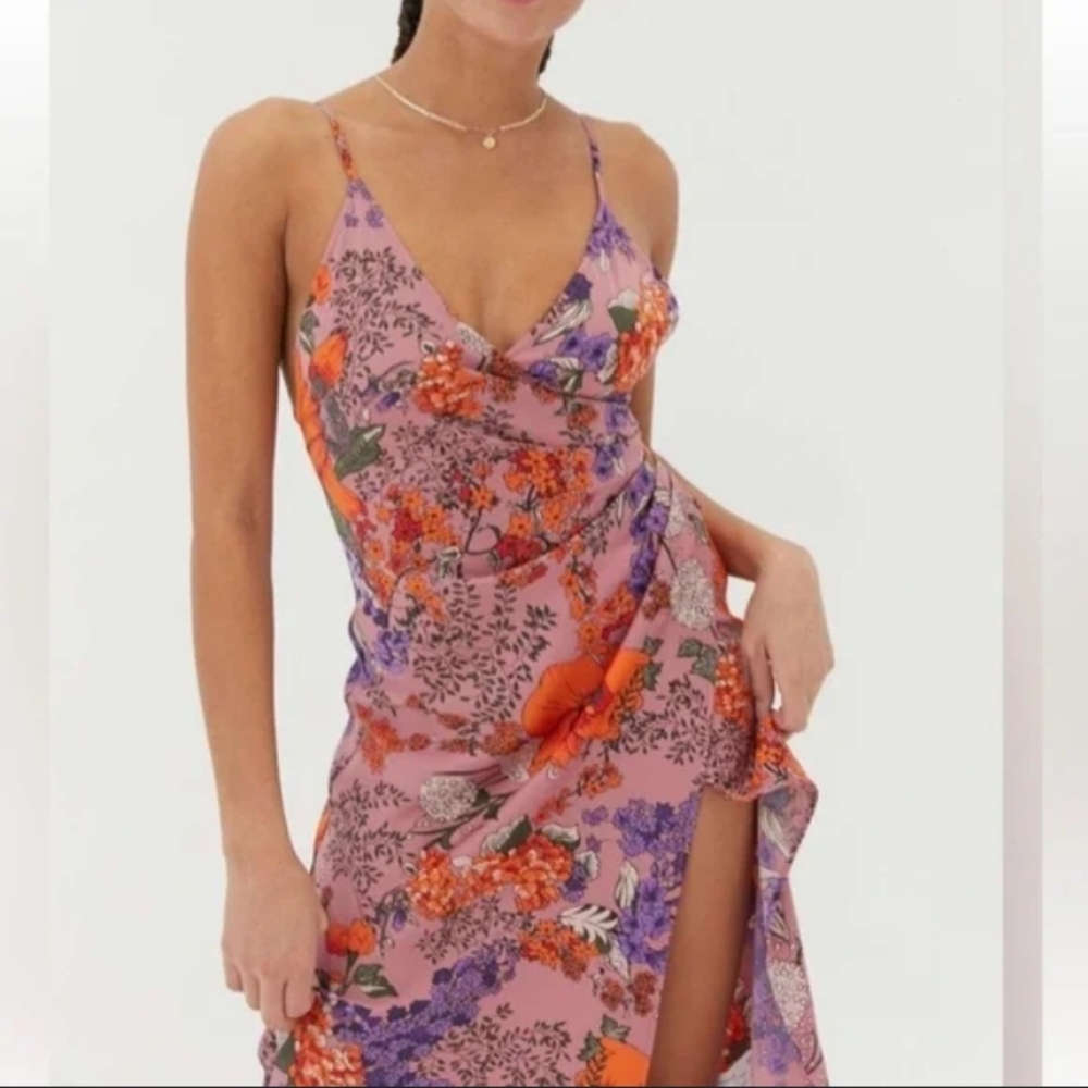 🦋 UO Lily Satin Midi Dress